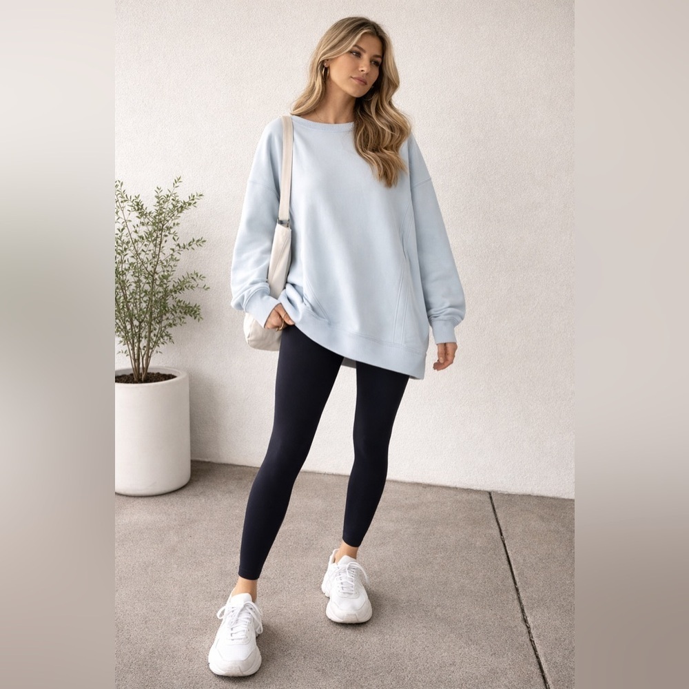 NWT Aerie soft light blue crewneck oversized sweater size medium